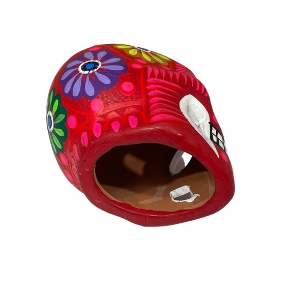 Mexican Clay Skull Hand painted red
New - Picture 5 of 6